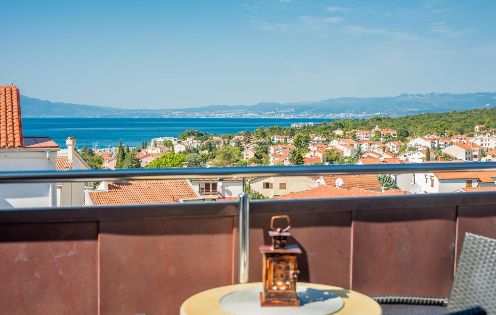 Apartments Kvarner 2 Малинска Экстерьер фото