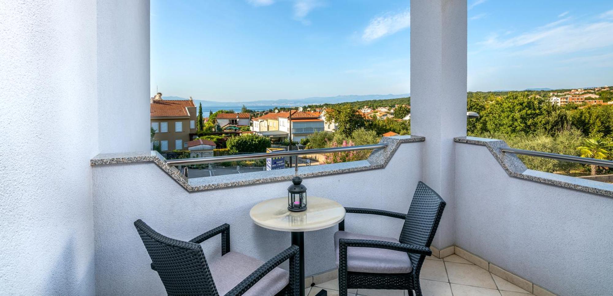 Apartments Kvarner 2 Малинска Экстерьер фото