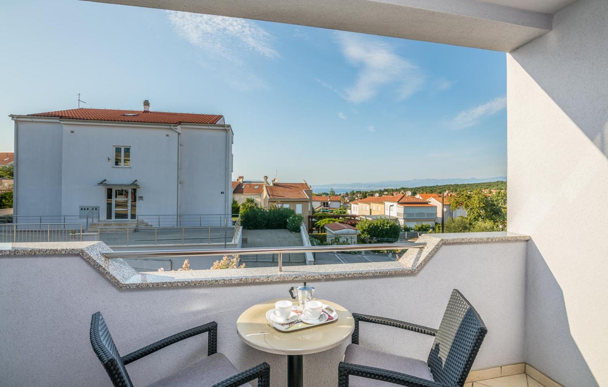Apartments Kvarner 2 Малинска Экстерьер фото