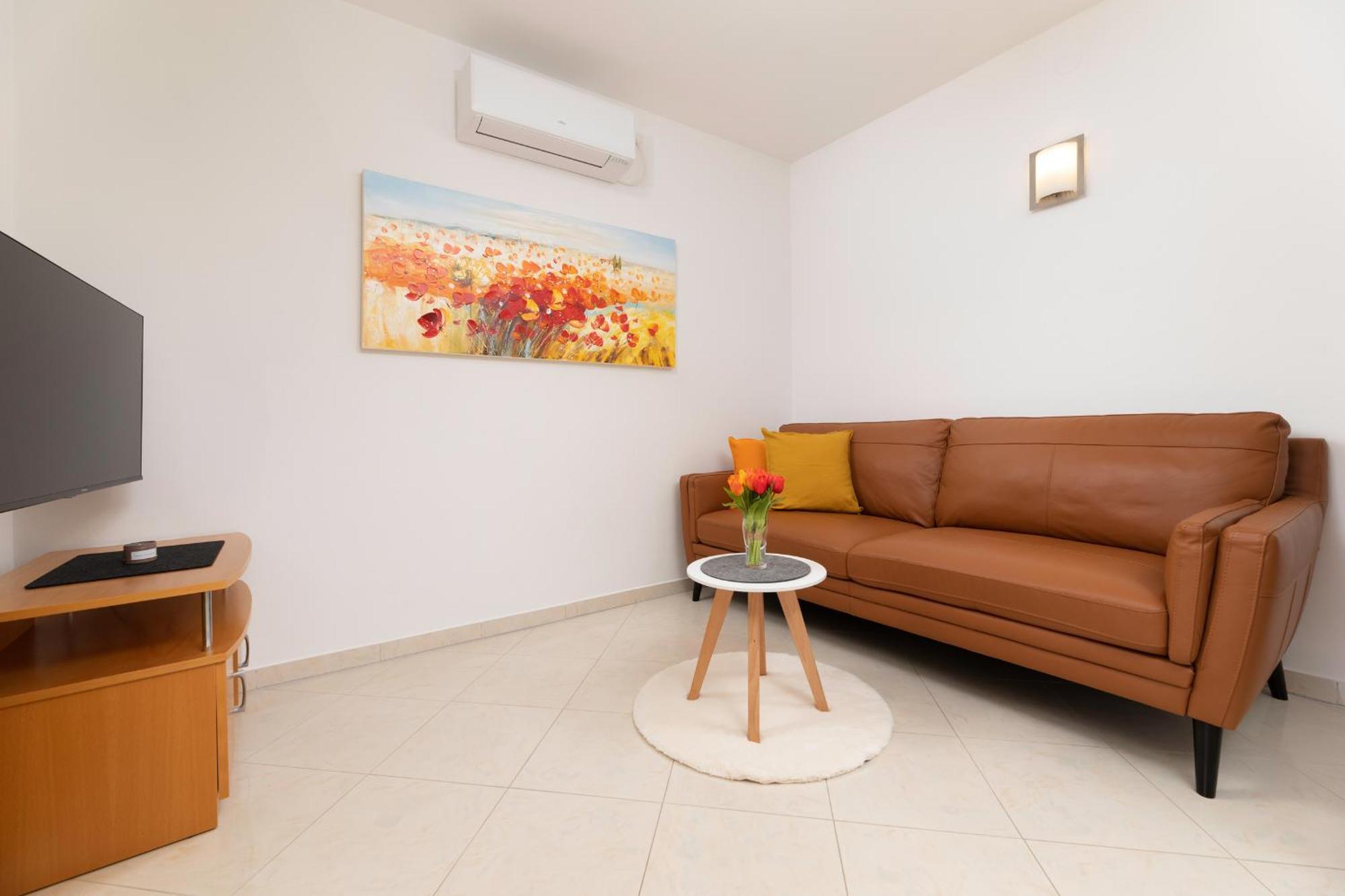 Apartments Kvarner 2 Малинска Экстерьер фото