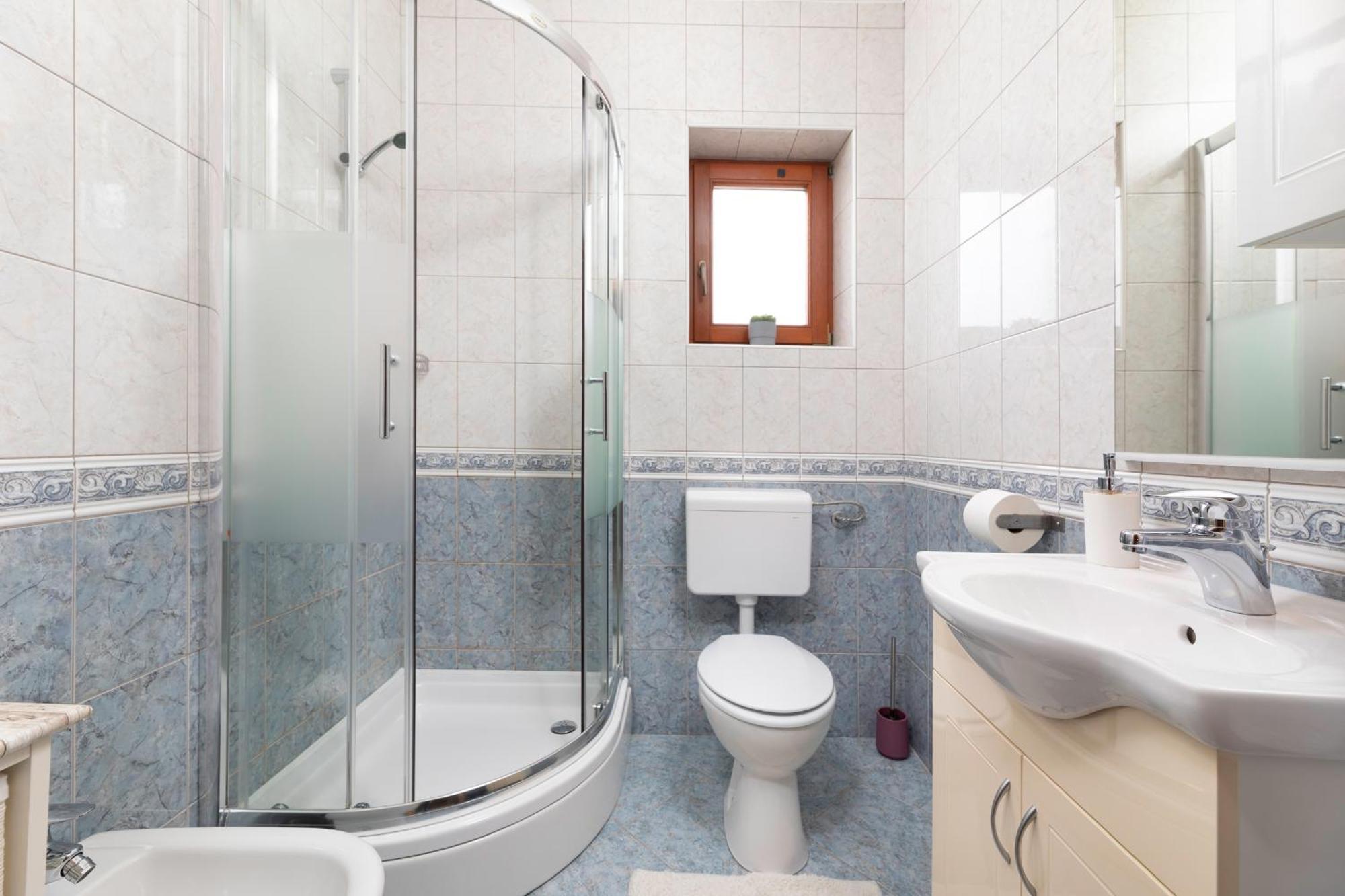 Apartments Kvarner 2 Малинска Экстерьер фото