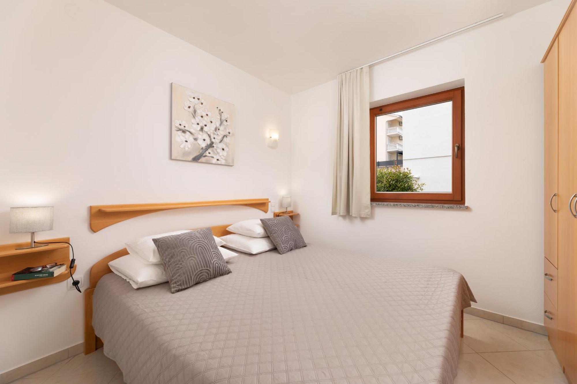 Apartments Kvarner 2 Малинска Экстерьер фото